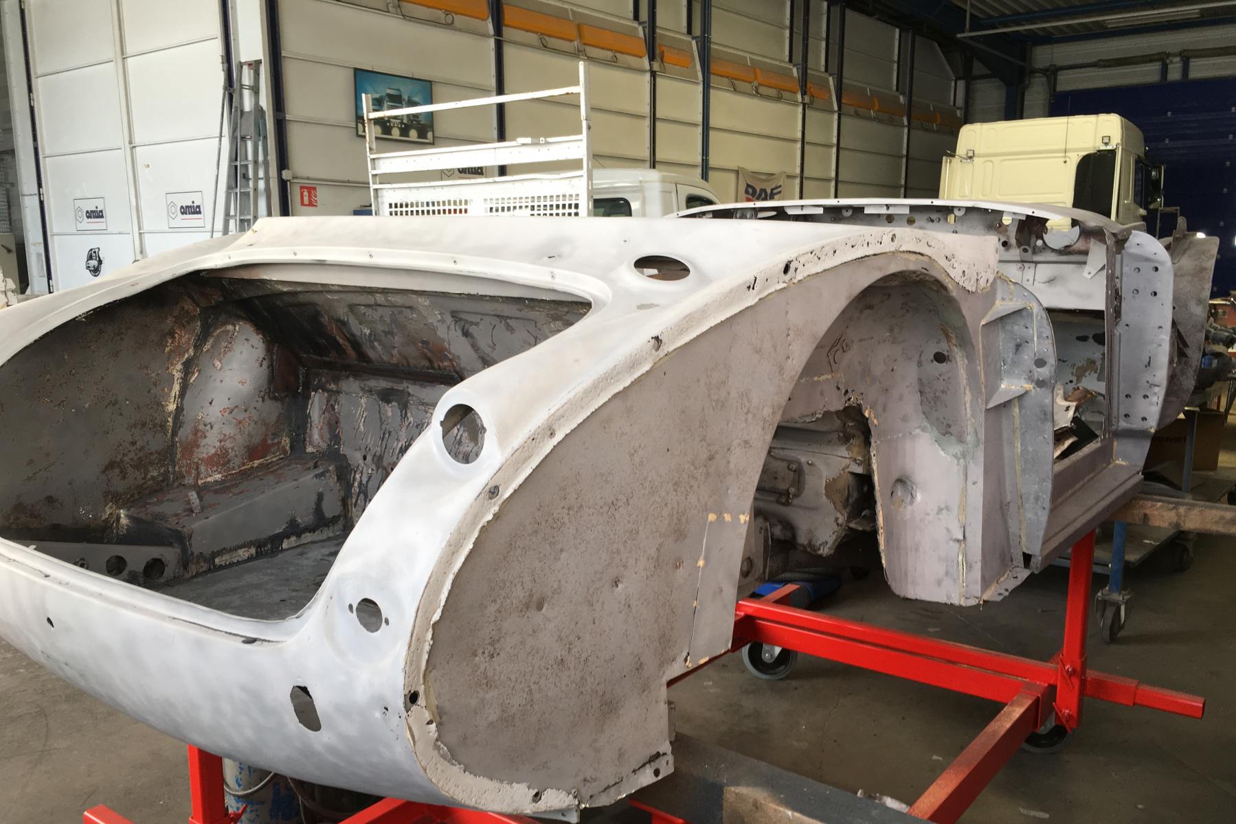Agrandir = Austin Healey MK III BJ 8