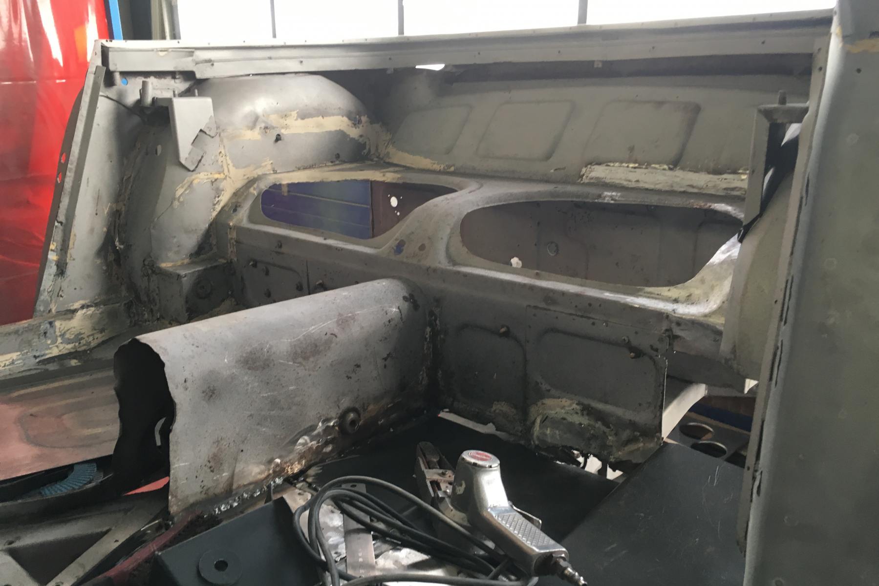 Agrandir = Austin Healey MK III BJ 8