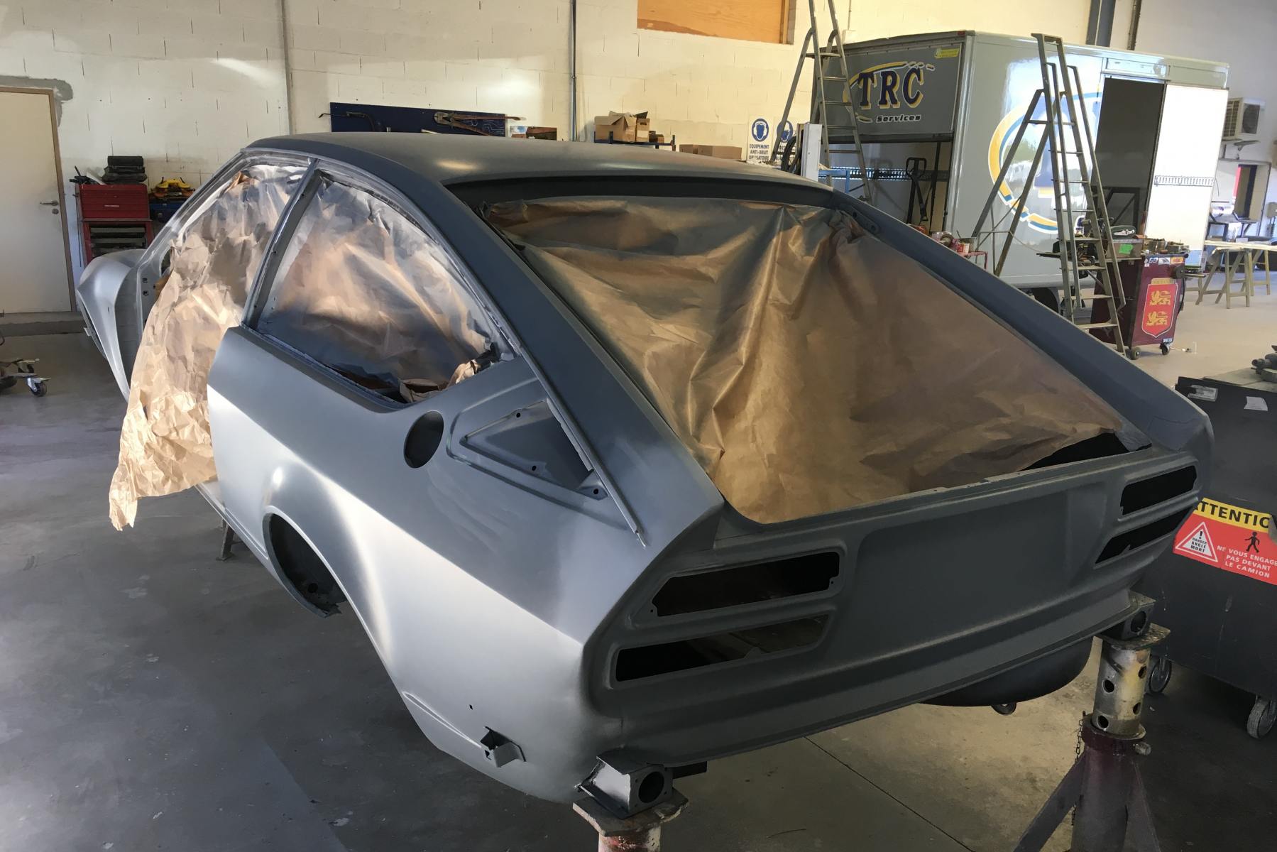Agrandir = Alfa Romeo GTV 6
