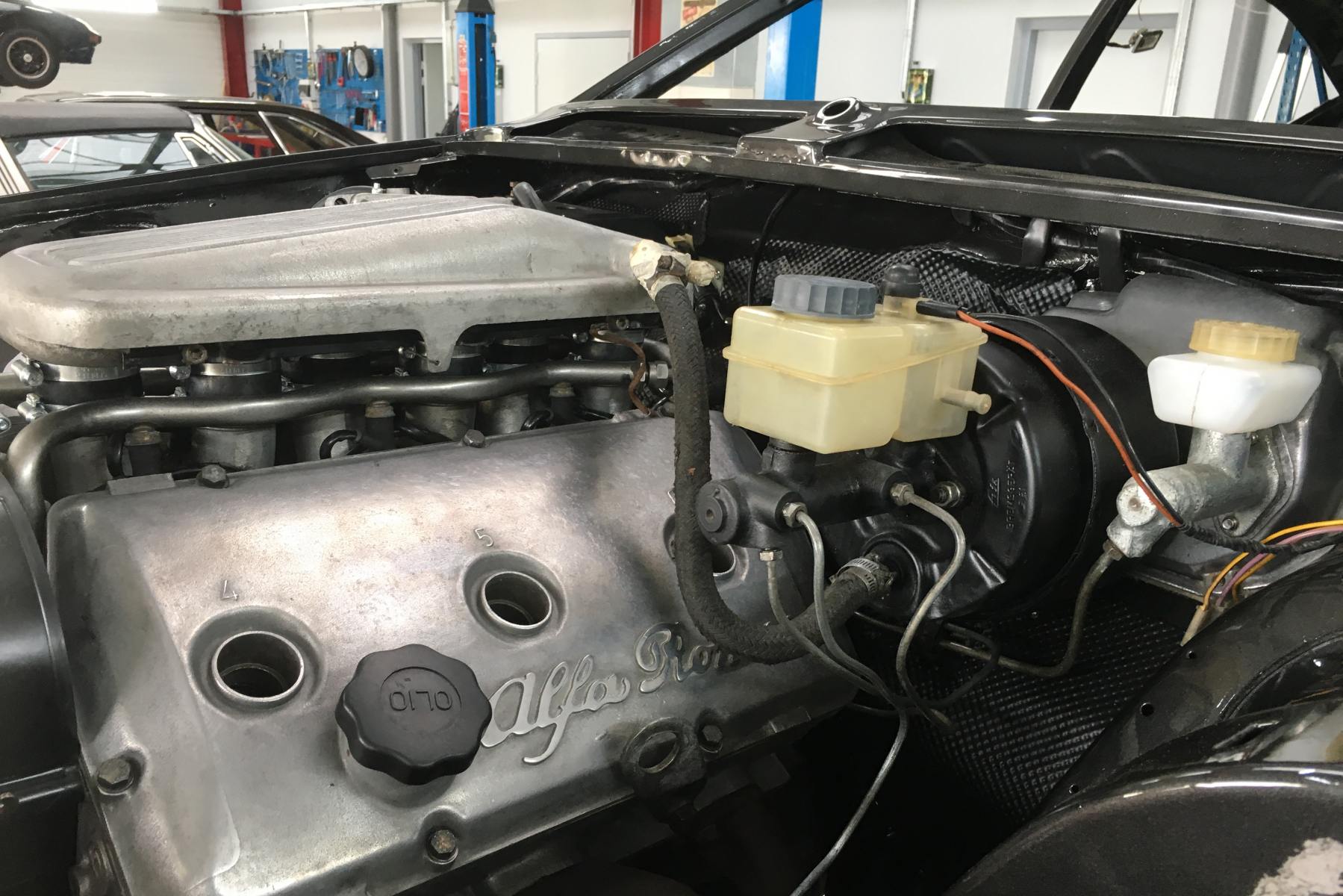 Agrandir = Alfa Romeo GTV 6