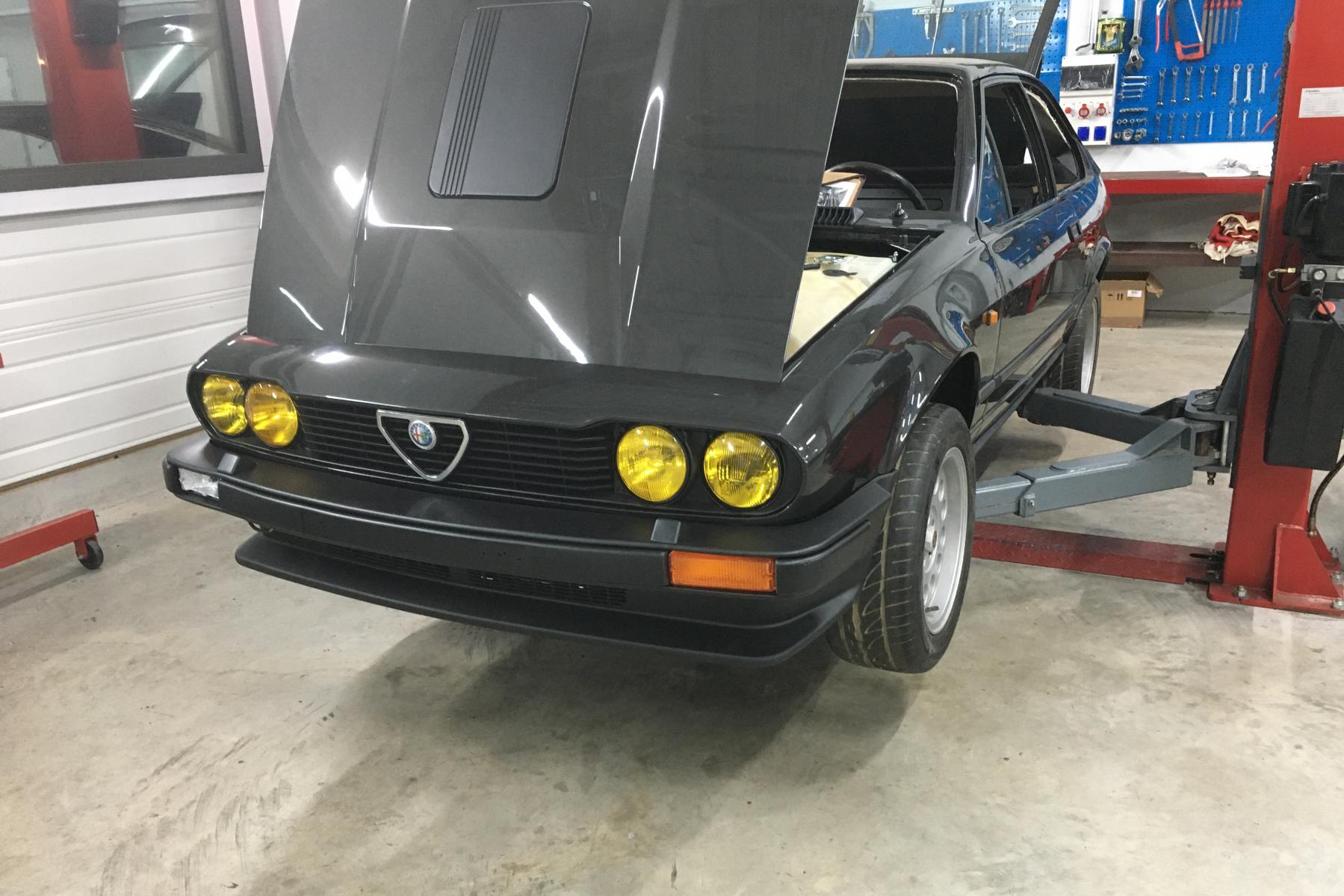 Agrandir = Alfa Romeo GTV 6