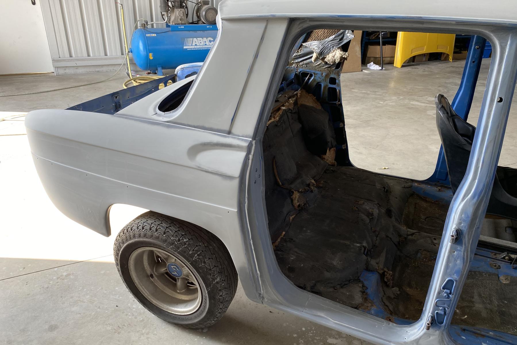 Agrandir = R 8 Gordini