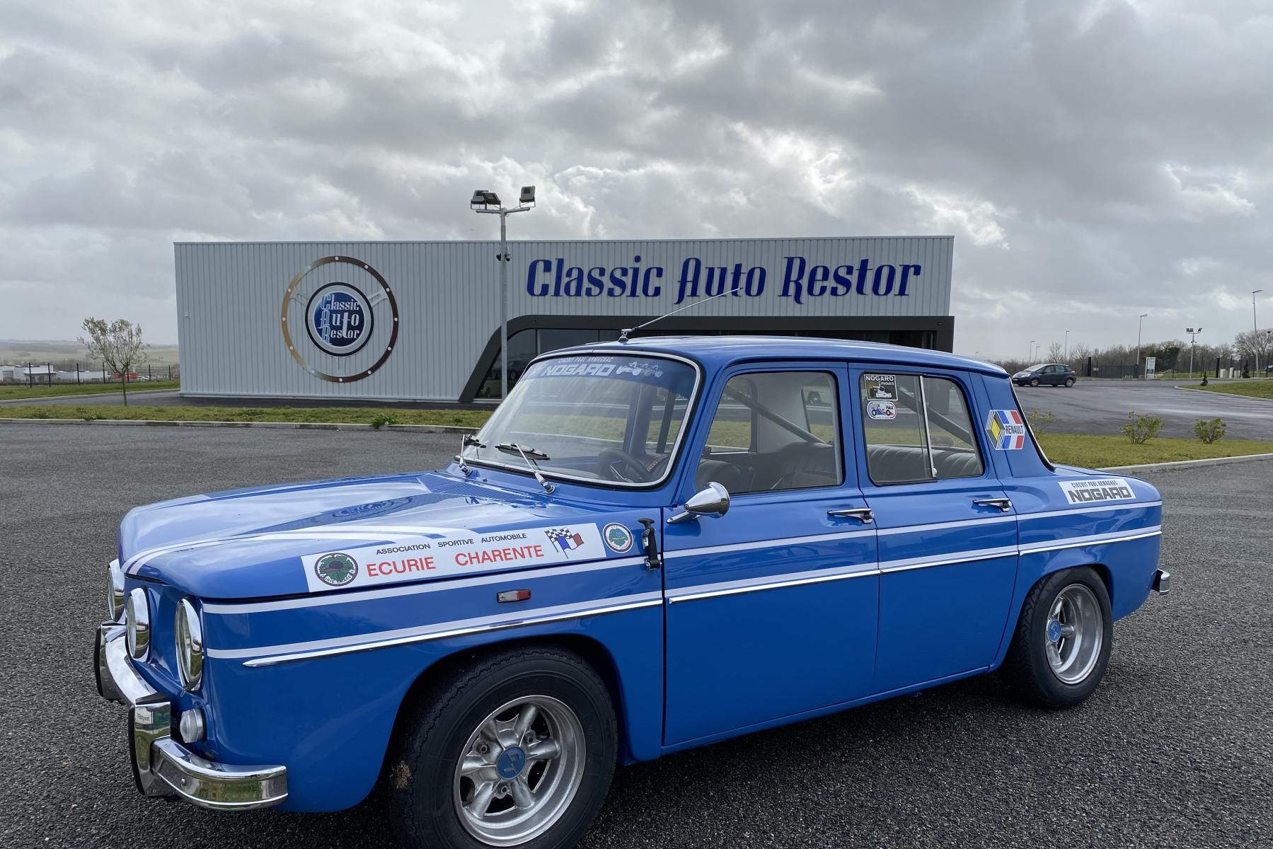 Agrandir = R 8 Gordini