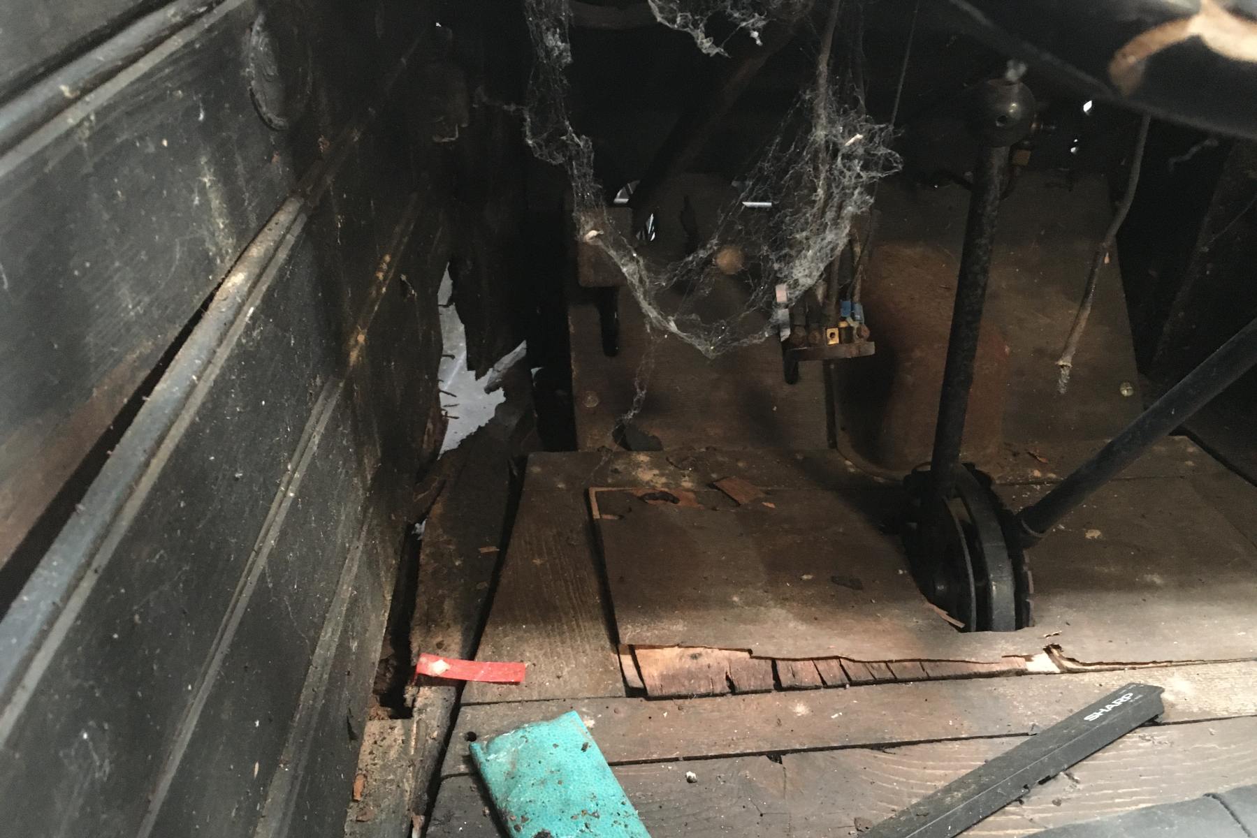 Agrandir = Citroën U 23