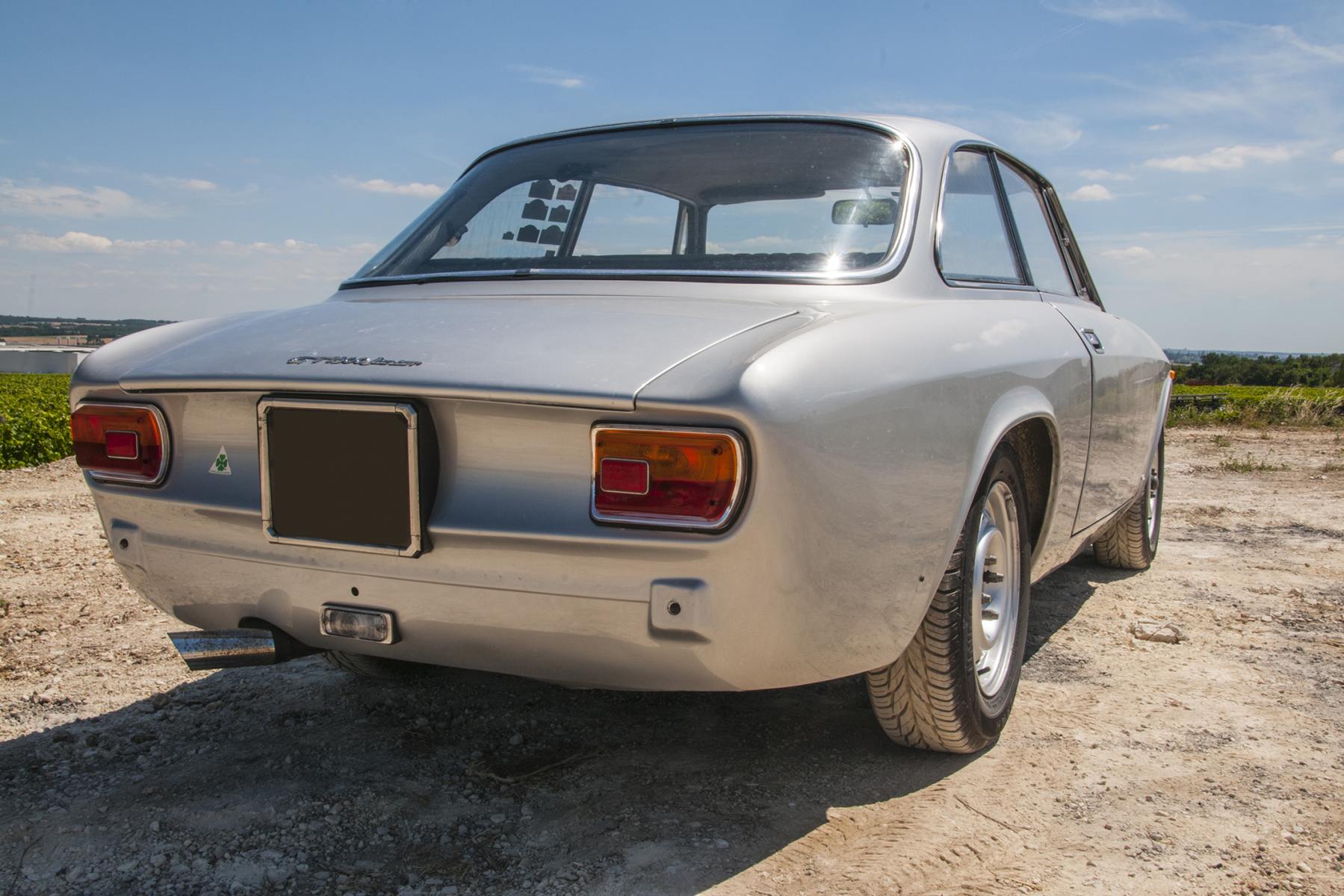Agrandir=GT 1300 Bertone-ALFA ROMEO