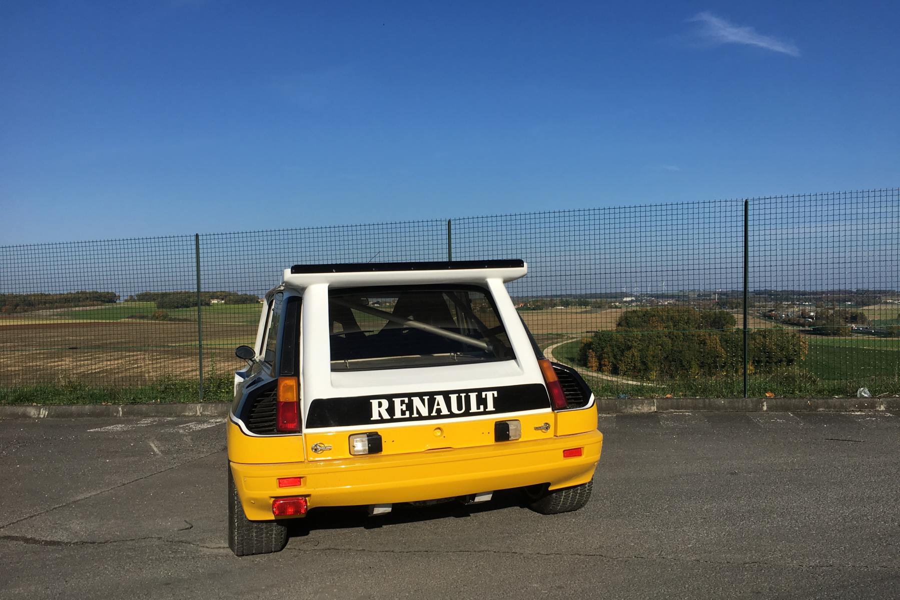Agrandir=R 5 Turbo II-Renault