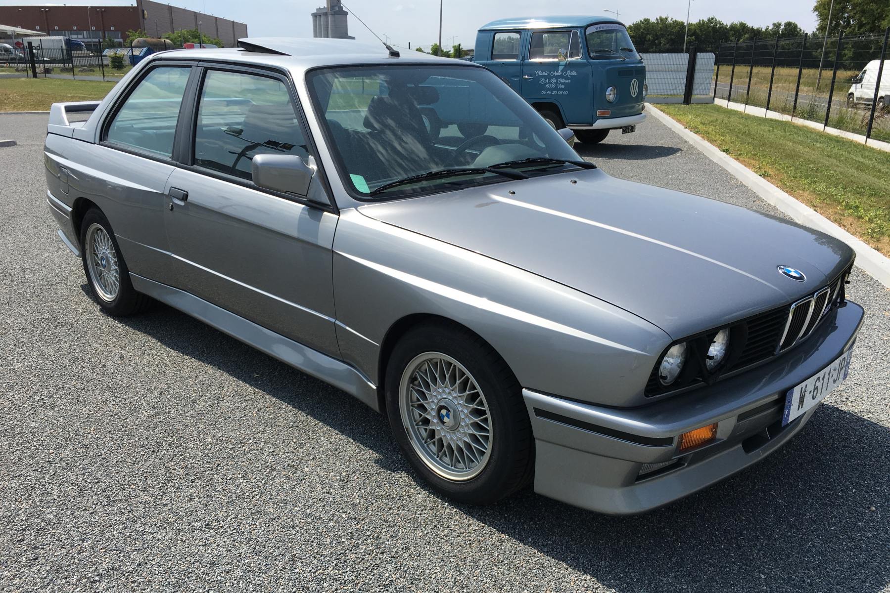 Agrandir=M3 E 30-BMW
