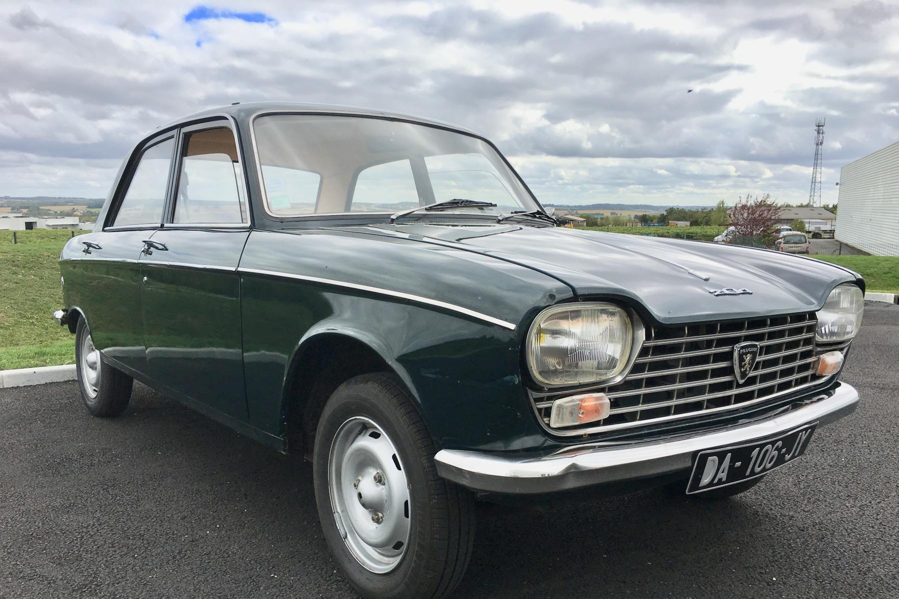 Agrandir=204-PEUGEOT