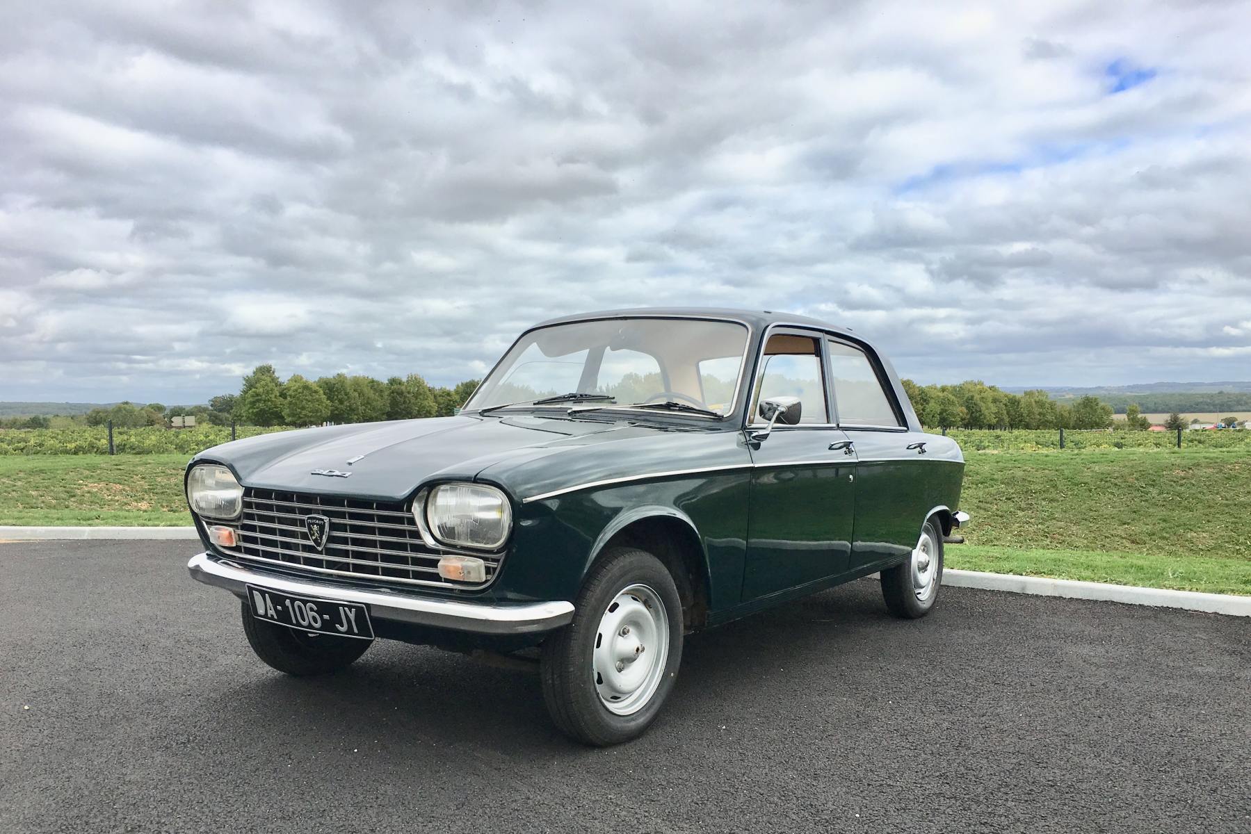 Agrandir=204-PEUGEOT