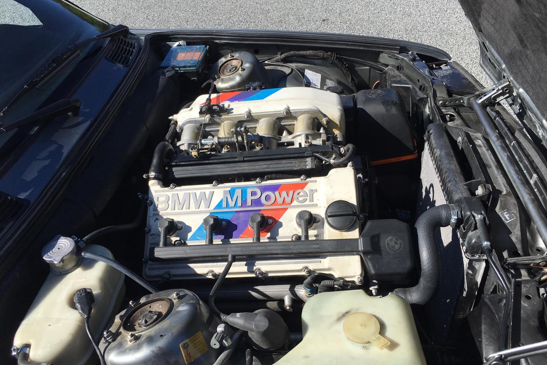 Agrandir=M3 E30 Evo II-BMW MOTORSPORT