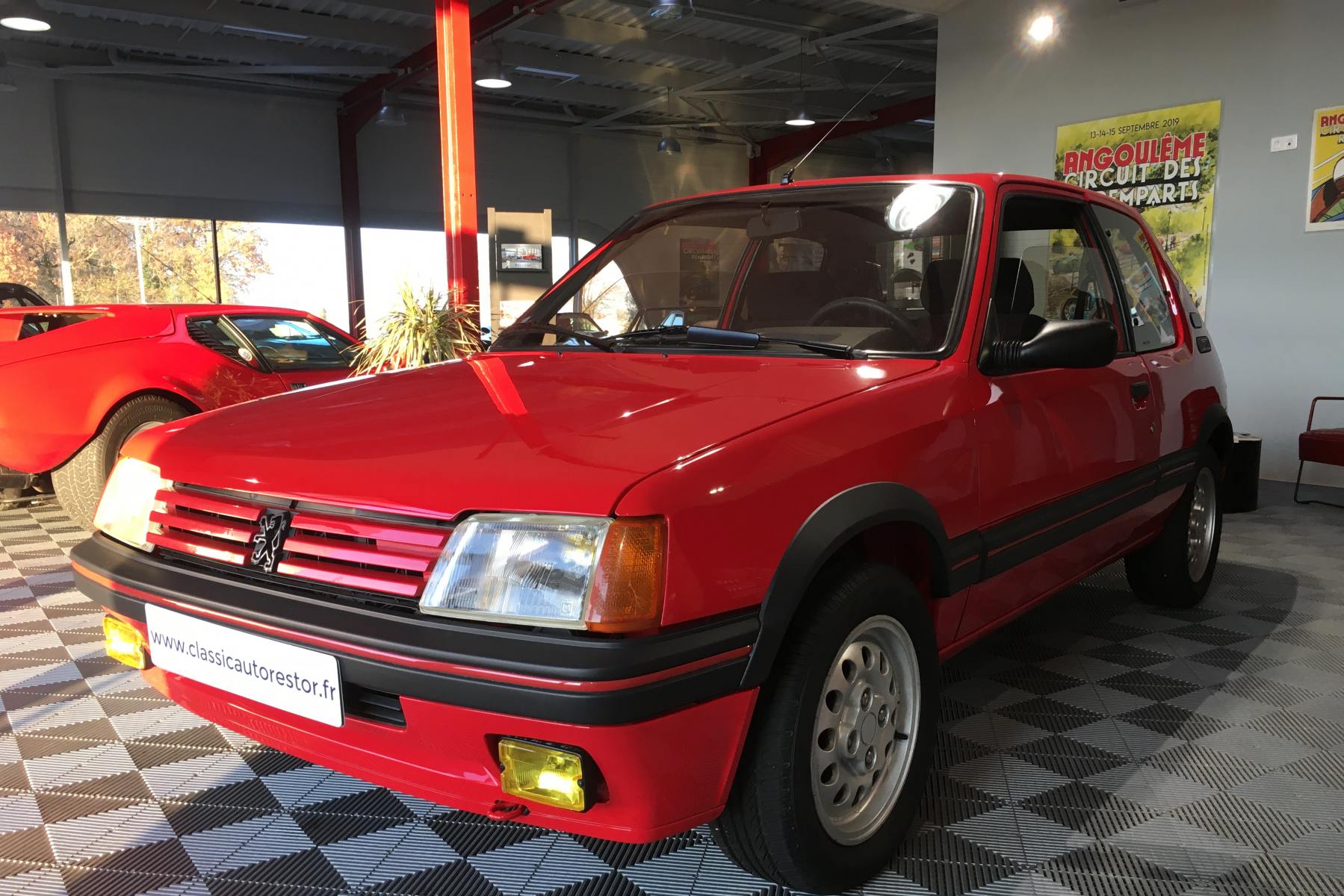 annonce - vente - 205 GTI 1.6 L - PEUGEOT - Classic Auto Restor - Angouleme - Charente - France