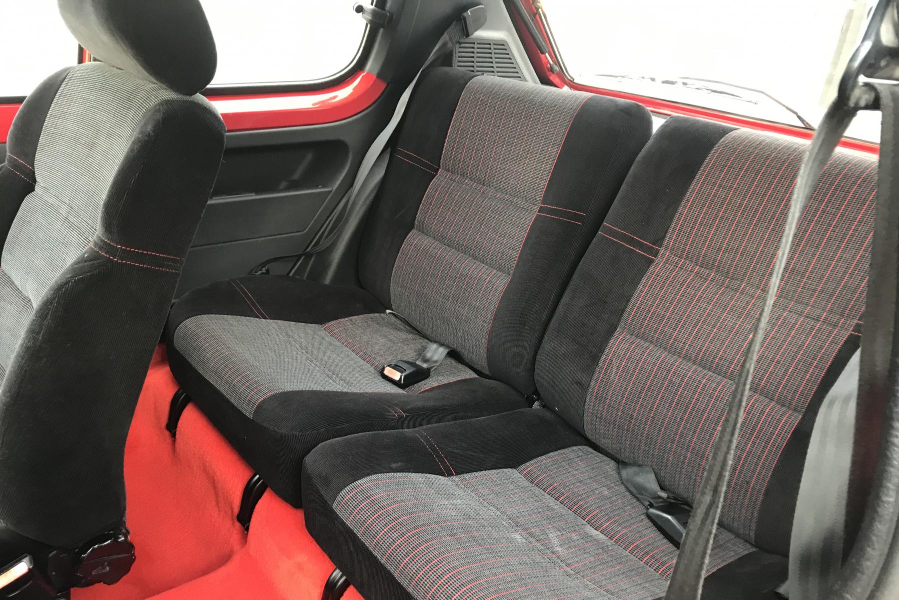 Agrandir=205 GTI 1.6 L-PEUGEOT
