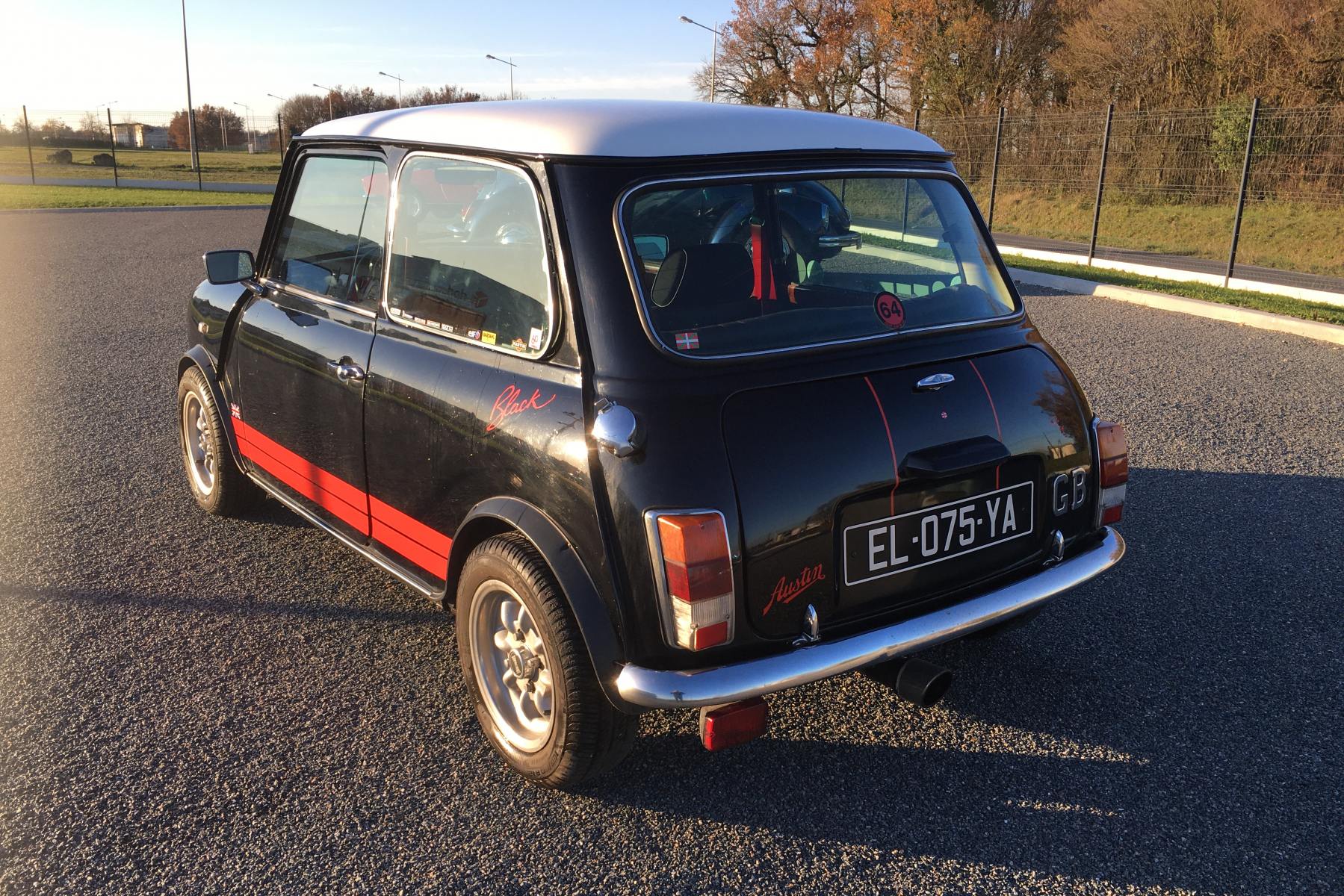 Agrandir=Mini-Mini 1000