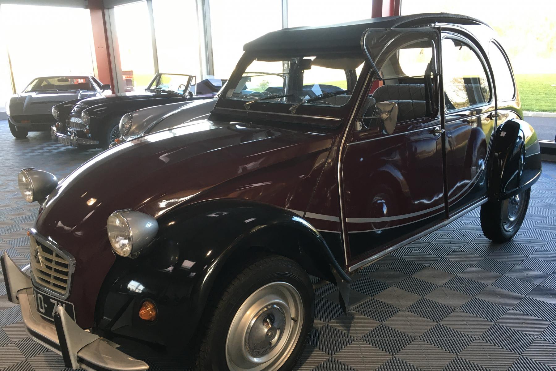 Agrandir=2 CV 6-Citroën