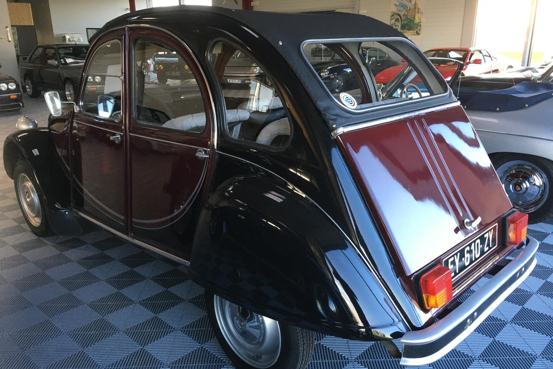 Agrandir=2 CV 6-Citroën