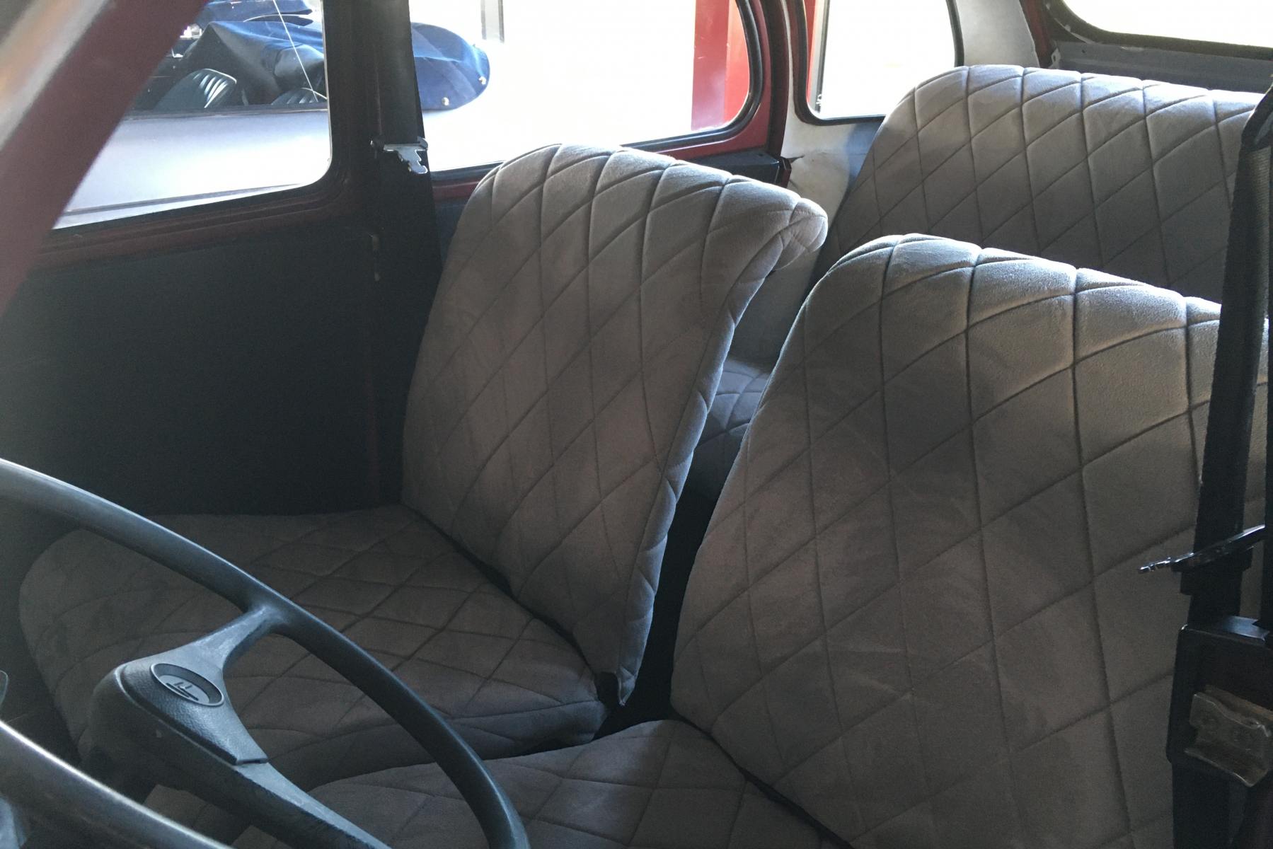 Agrandir=2 CV 6-Citroën
