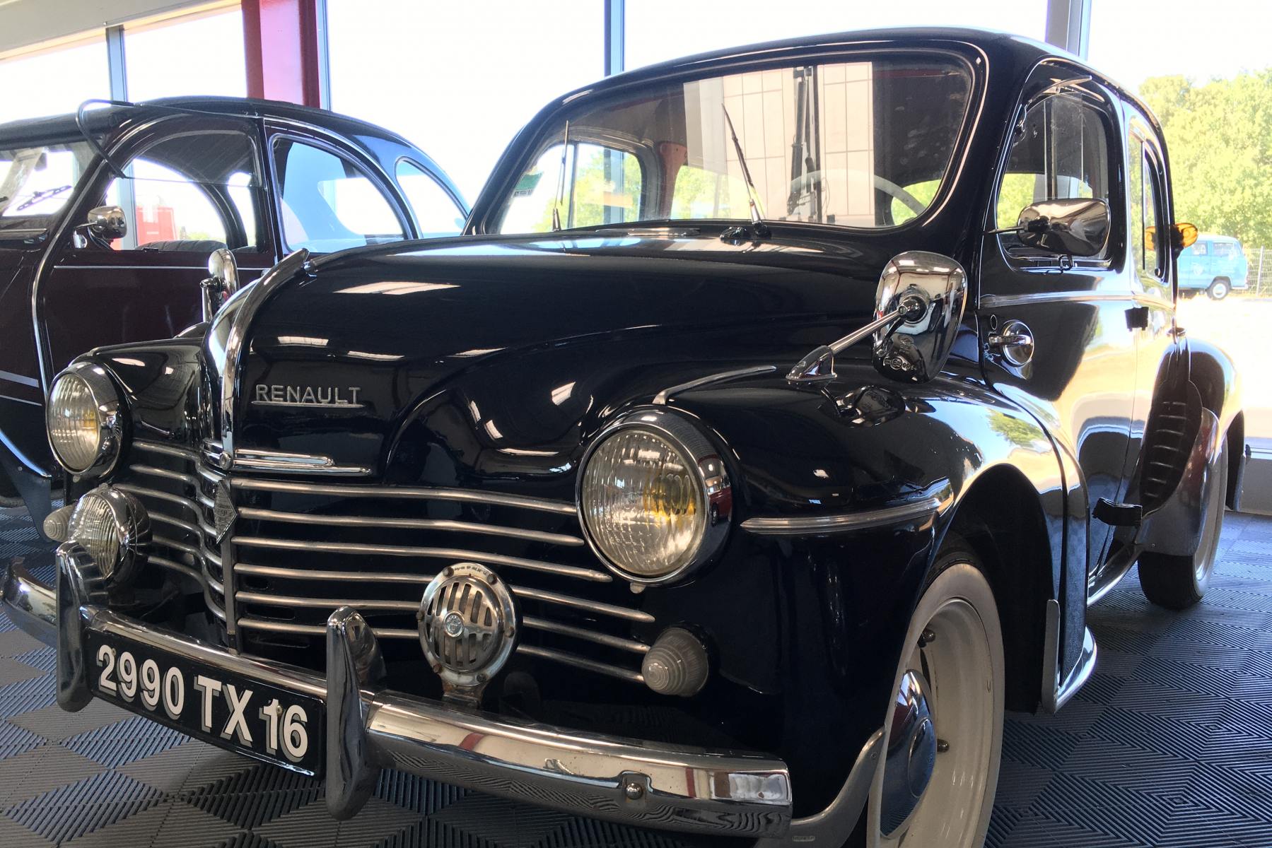 annonce - vente - 4 CV R 1060 - Renault - Classic Auto Restor - Angouleme - Charente - France