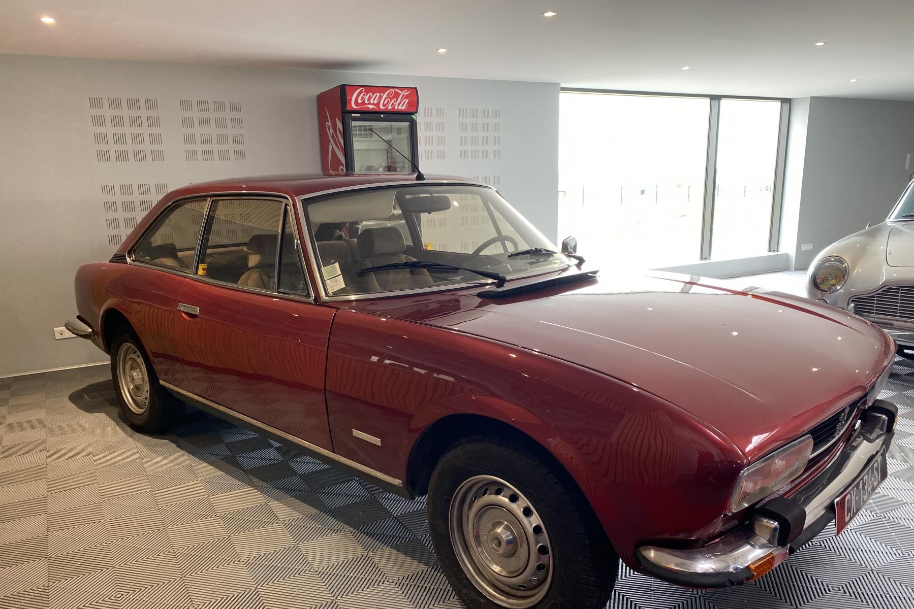 Agrandir=504 Coupe 2.0 L-Peugeot