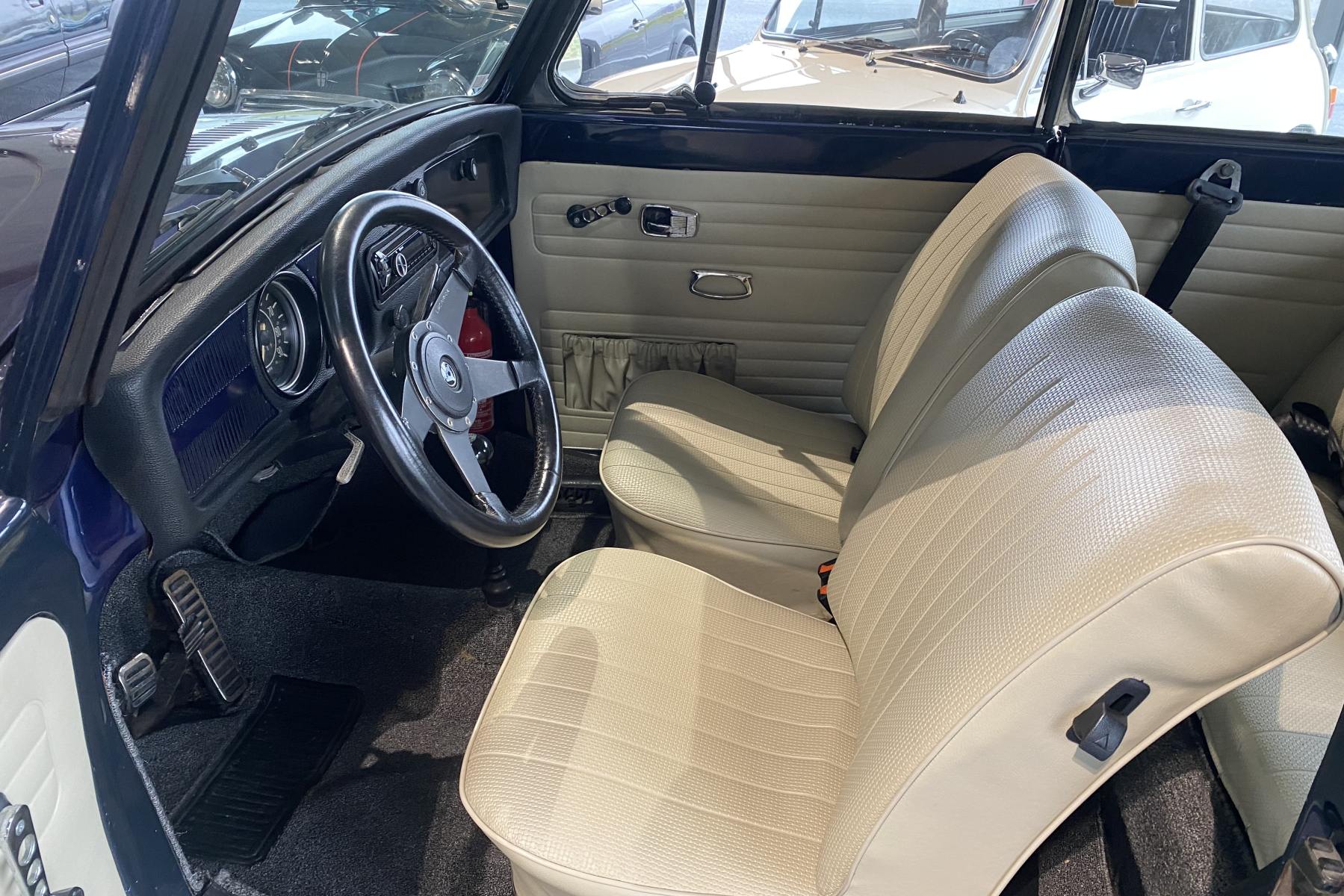 Agrandir=Coccinelle 1302 Cabriolet-Volkswagen