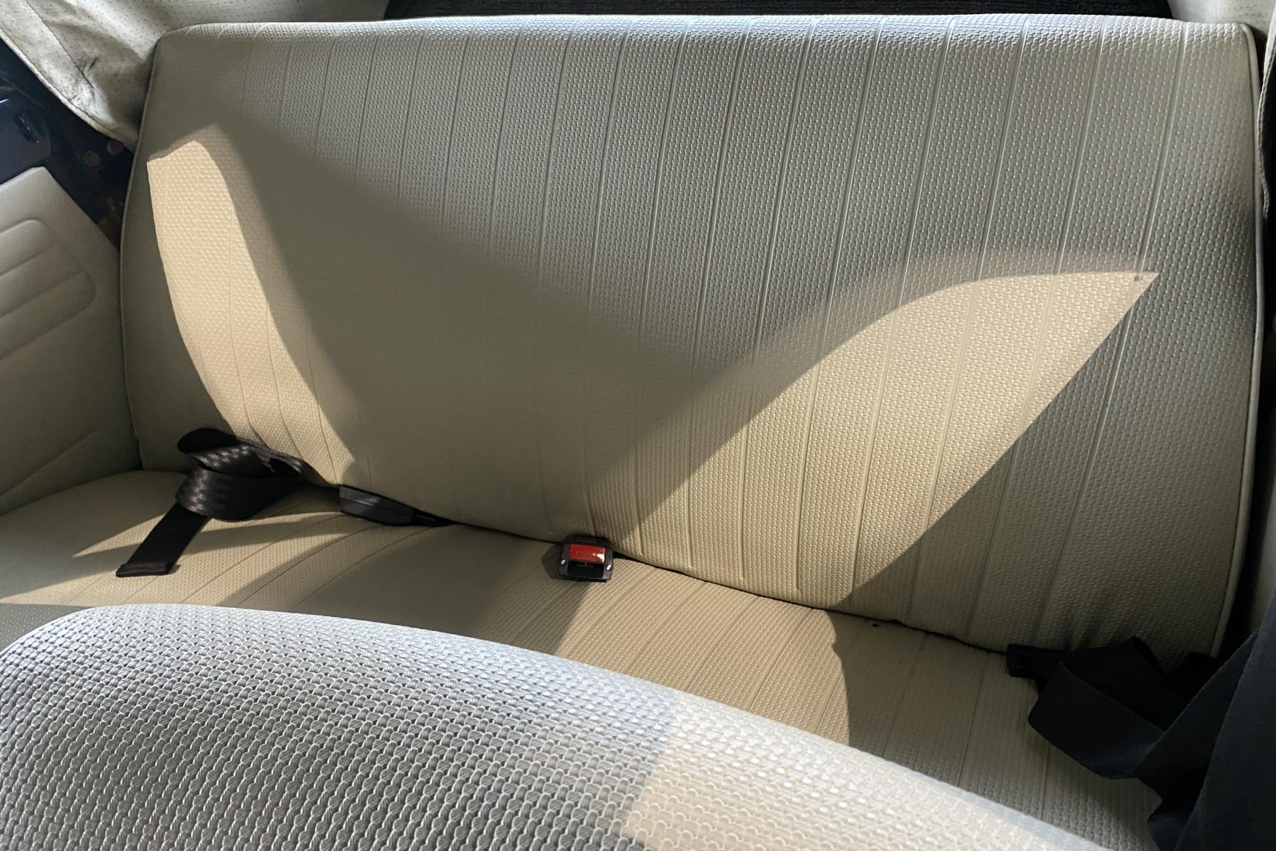 Agrandir=Coccinelle 1302 Cabriolet-Volkswagen