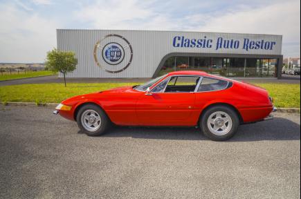 365 GTB/4  Daytona
