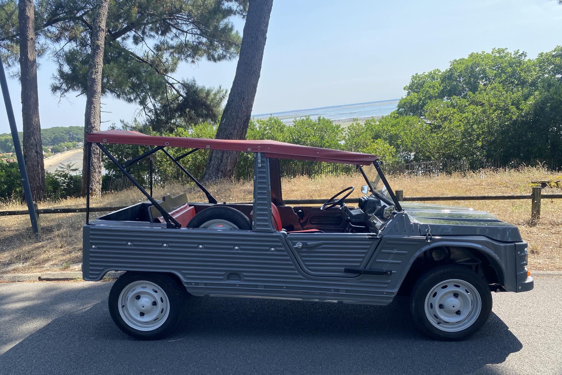 Agrandir=Méhari-Citroën