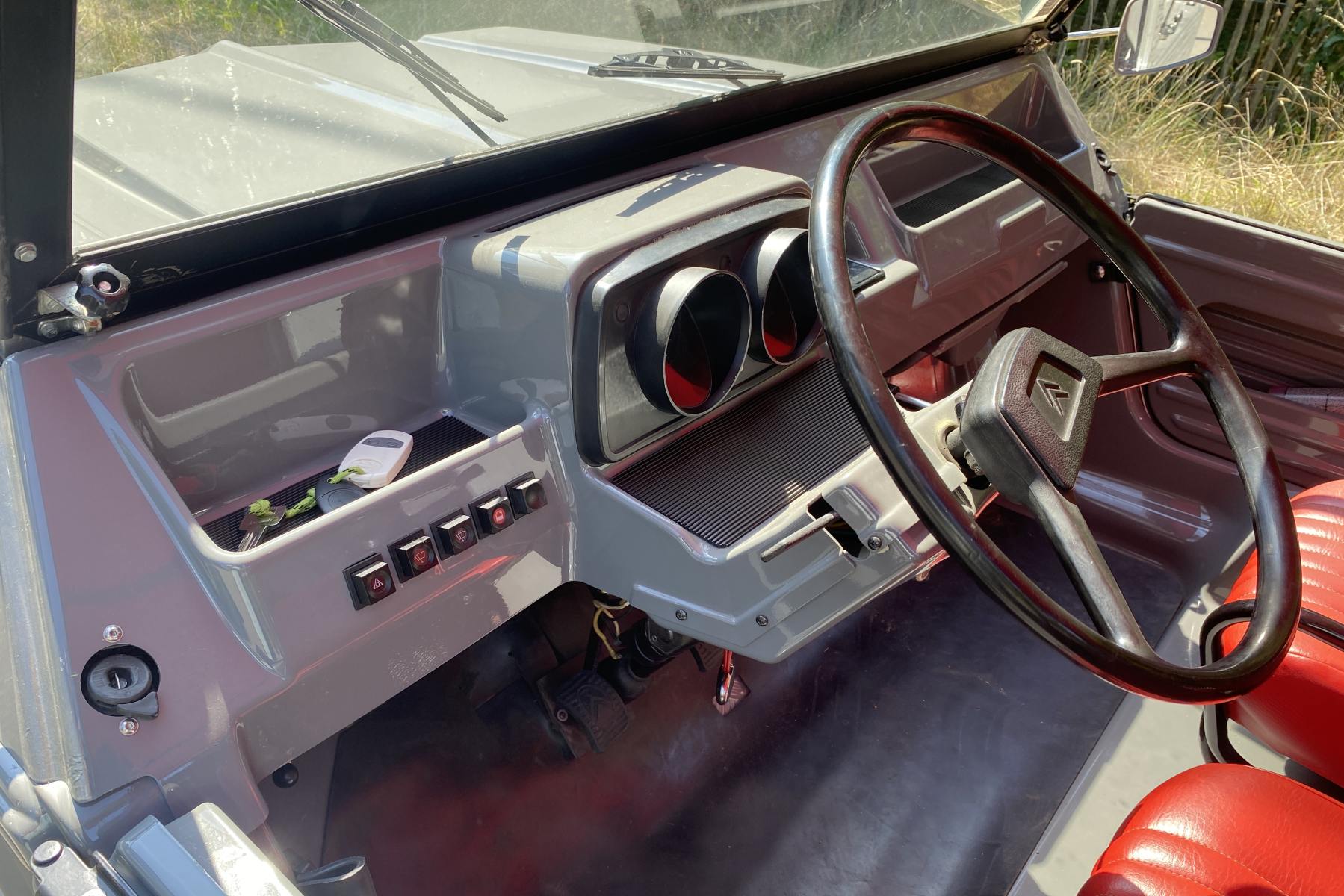 Agrandir=Méhari-Citroën