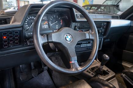 M 635 CSI