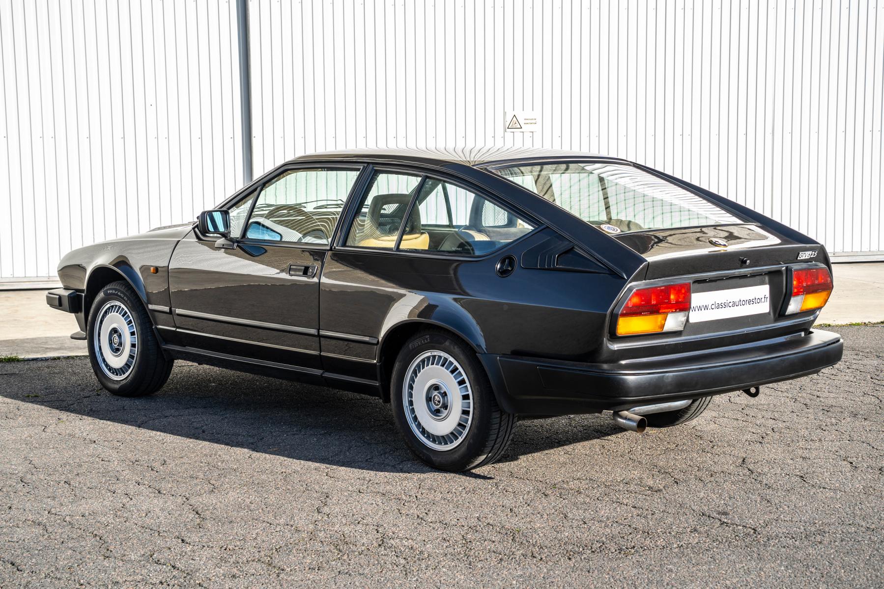 Agrandir=GTV 6 2.5  Coupé-ALFA ROMEO