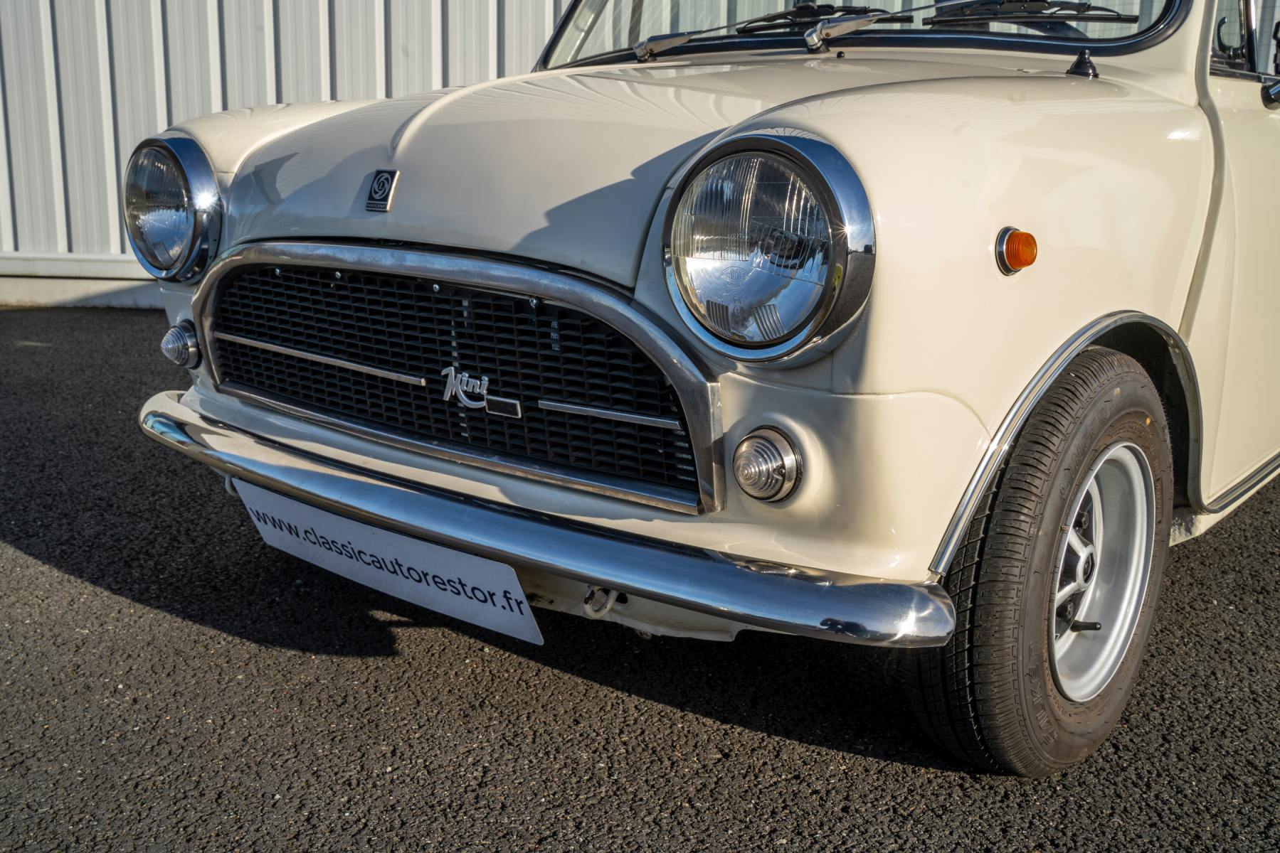 Agrandir=Mini 1001-Innocenti 